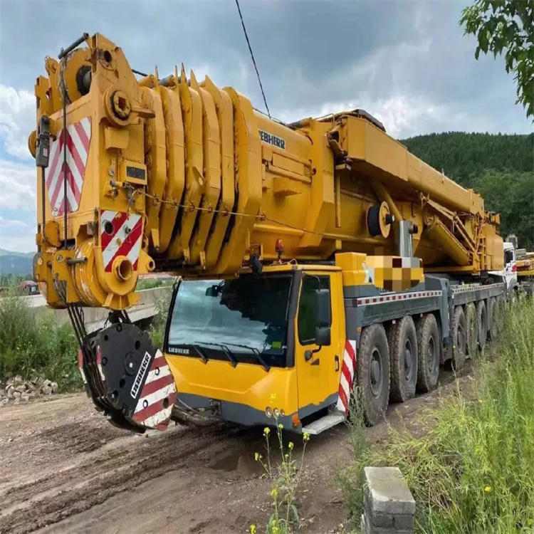 自流井附近100吨吊车出租电话